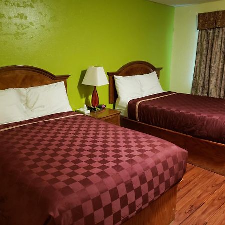 La Hacienda Inn Artesia Exteriér fotografie