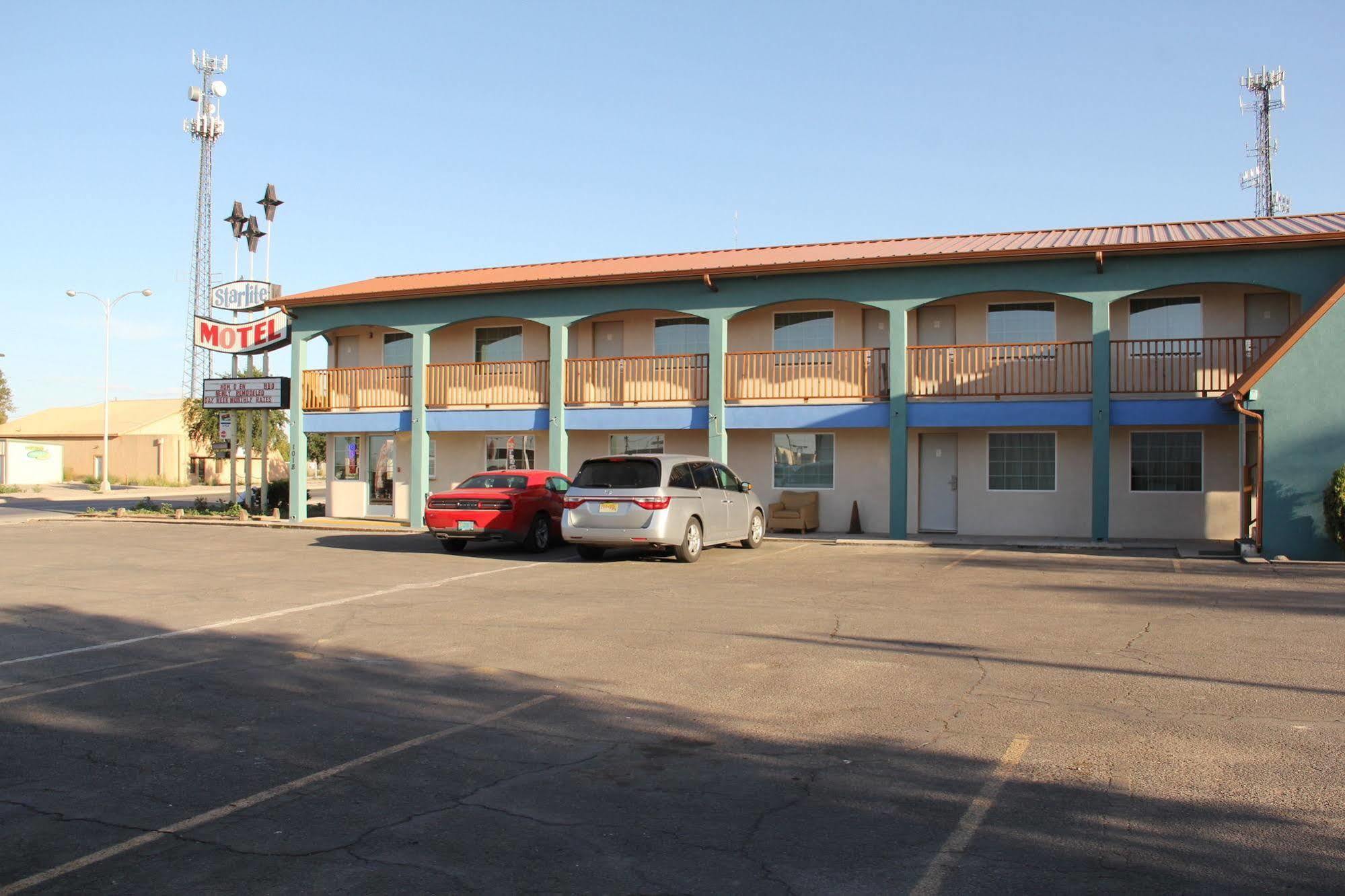 La Hacienda Inn Artesia Exteriér fotografie