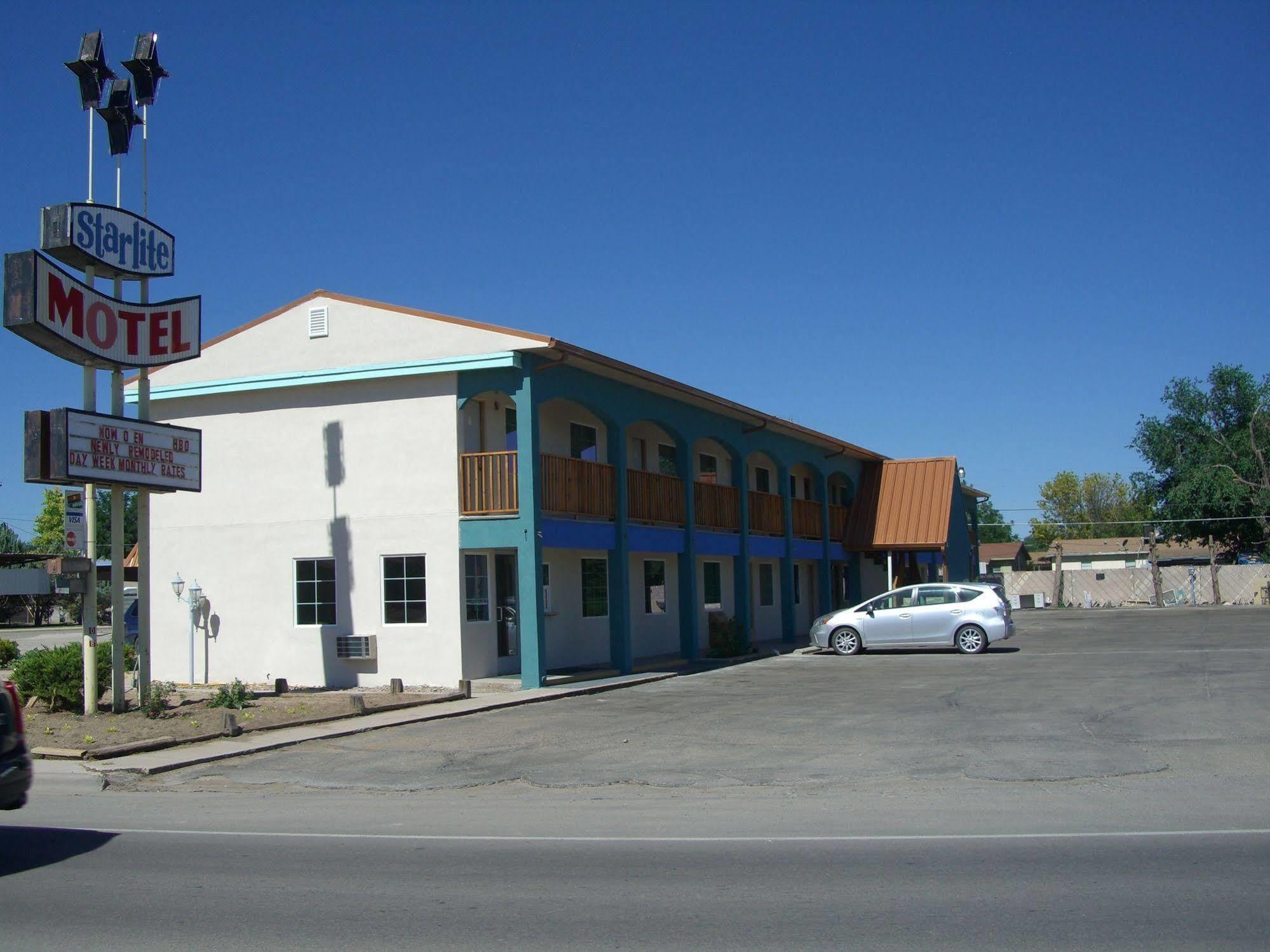 La Hacienda Inn Artesia Exteriér fotografie